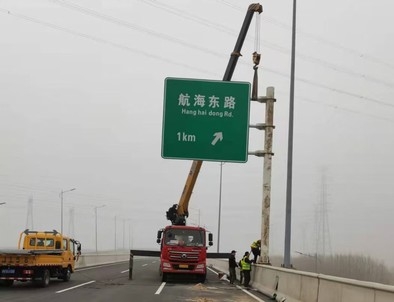 柘城柘城悬臂式交通标志杆
